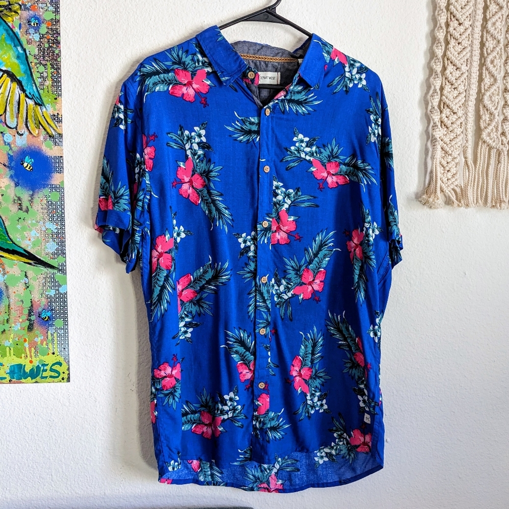 Depart West NWT Men's Blue Floral Hawaiian Short Sleeve Button Shirt Size Large